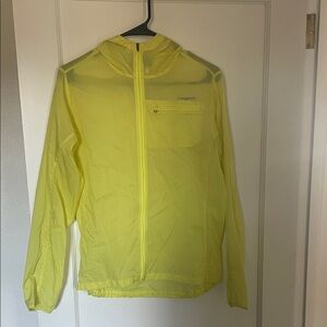 Patagonia bright Yellow Raincoat